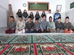 505284596_10233945336549262_7019712891243064494_n Santri Darussalamah sowan ke abah Kholiq